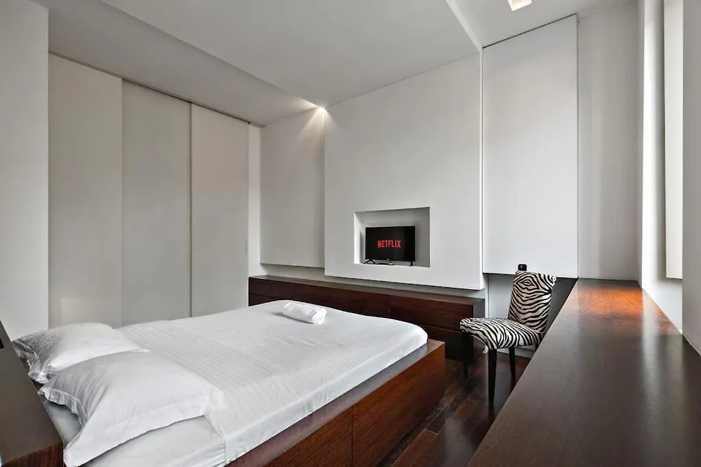 Corso Como 9 Apartment Milan Italy